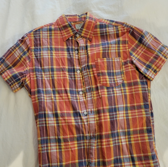 Short sleeve button down shirt - Picture 2 of 3